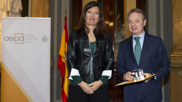 Protección de Datos multa con 75.000 euros a dos pymes por no tener jefe de datos